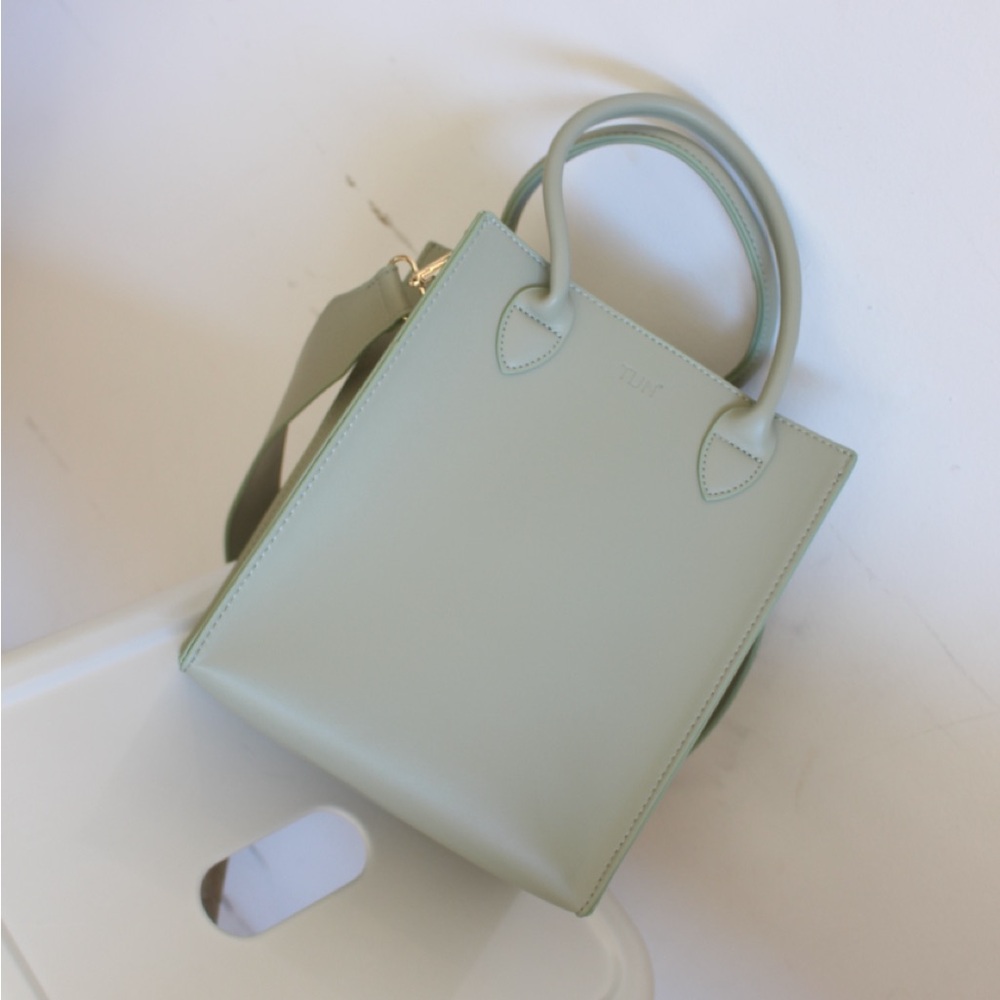 TIJN Kylie Structured Vegan Tote - Picture 3 of 13